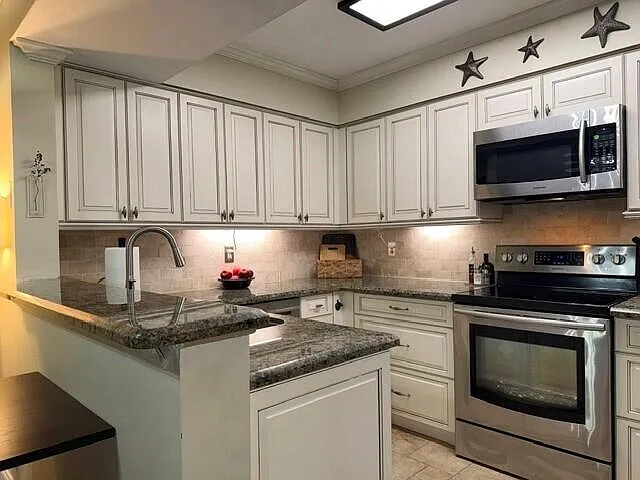 4408 Fairway Dr N — Photo 11