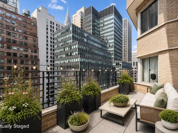 225 E 46th St, New York, NY