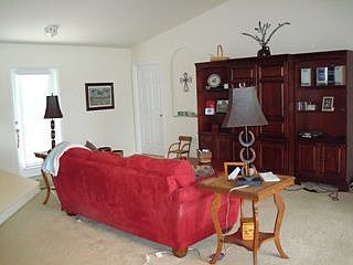 2nd image of 513 SW 26th St