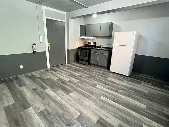 4th image of 2205 Jones St #2205222