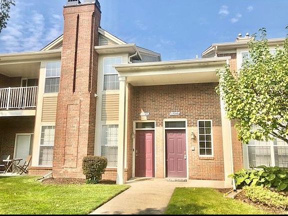 3rd image of 15385 Yale Dr