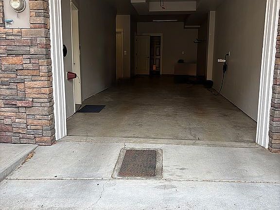 2nd image of 2614 SW Water Ave