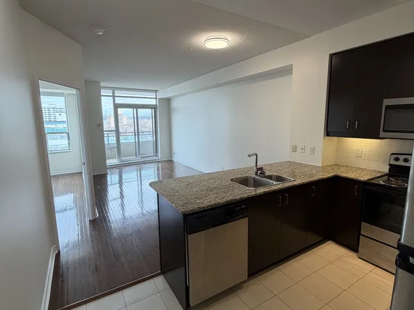 736 Spadina Ave, Toronto, ON