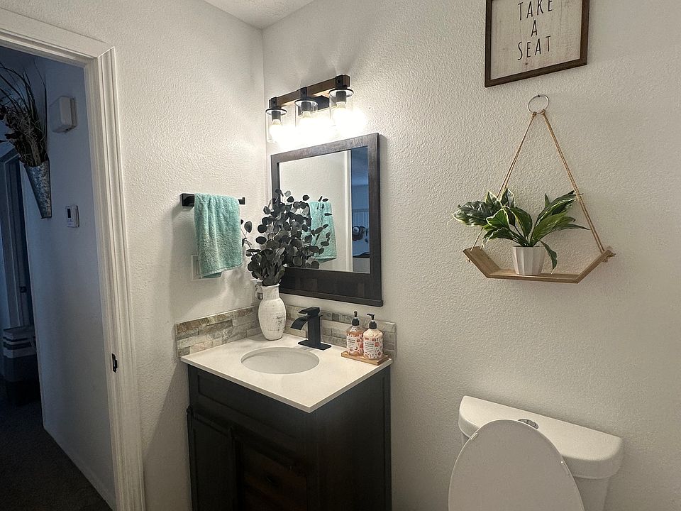 2nd image of 10723 Gentry Ln SW