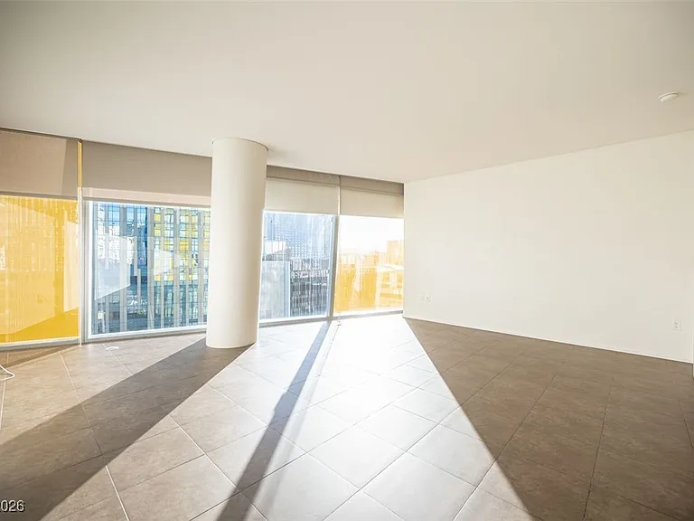 3722 Las Vegas Blvd S #701 — Photo 2