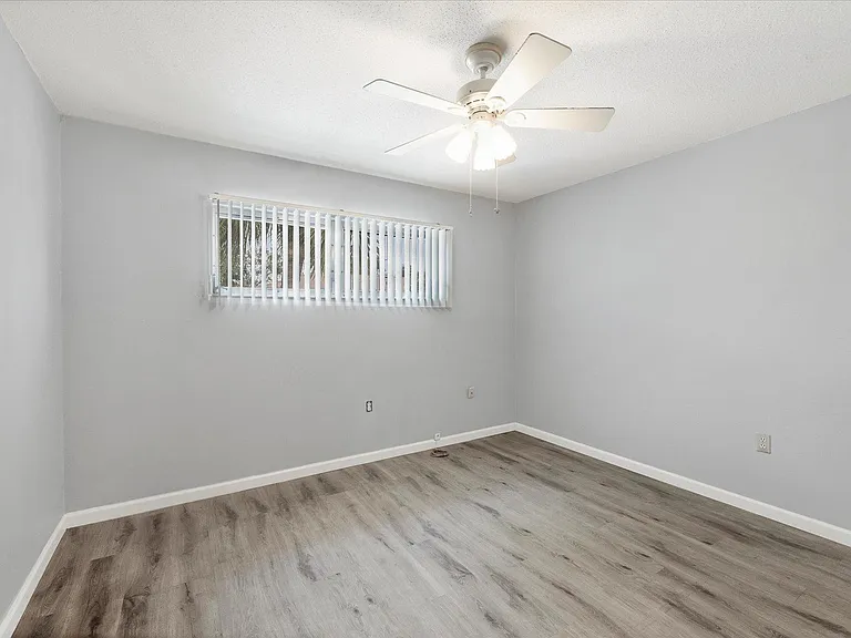 400 Base Ave E #223 — Photo 24