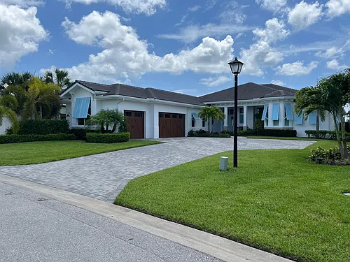 2381 Grand Harbor Reserve Sq Photo 1