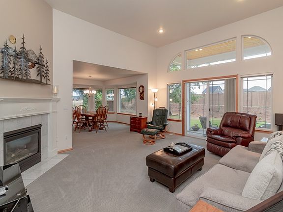 3rd image of 10317 188th St E