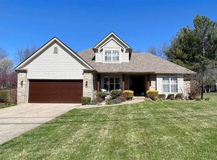 102 N Pointe Dr, Elizabethtown, KY 42701
