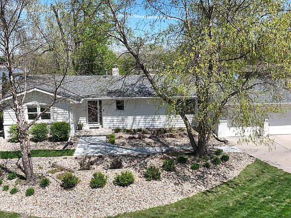 2nd image of 22722 Southshore Dr