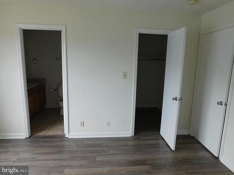 200 Dover Pl #201 — Photo 12