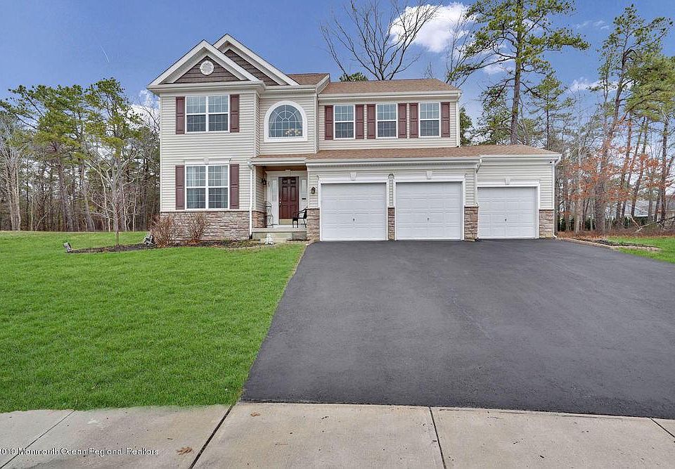 1st image of 23 Karen Ct