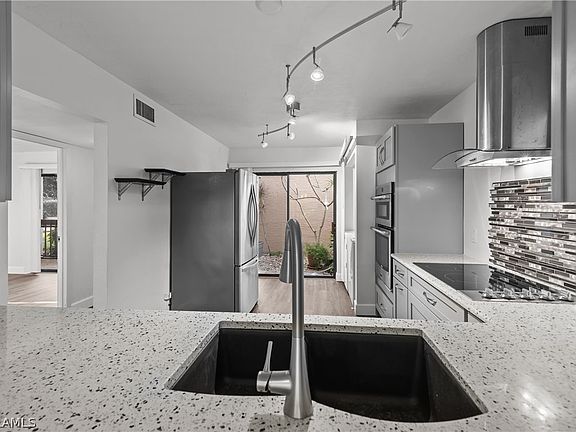4th image of 15456 Admiralty Cir APT 1