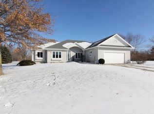 W3250 Schaefer Rd, Belleville, WI 53508