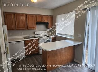 101 Ellis Dr APT D, Little Rock, AR 72205