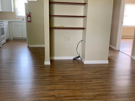 5th image of 43 Cambridge Court #B