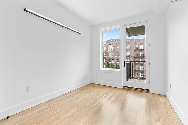 Rented by Leasing Management LLC | media 26