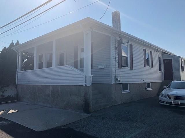 2nd image of 3 Monticello St