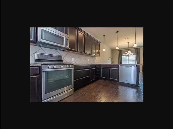 5th image of 2617 Jackson Dr