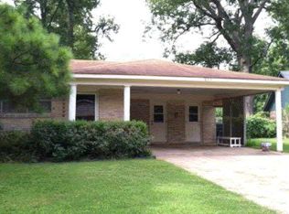839 River Oaks Dr, Shreveport, LA 71104