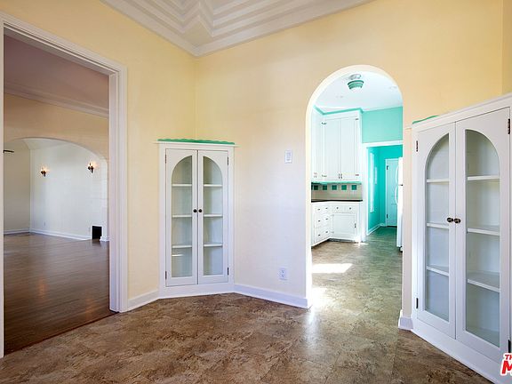 5th image of 1220 S Crescent Heights Blvd