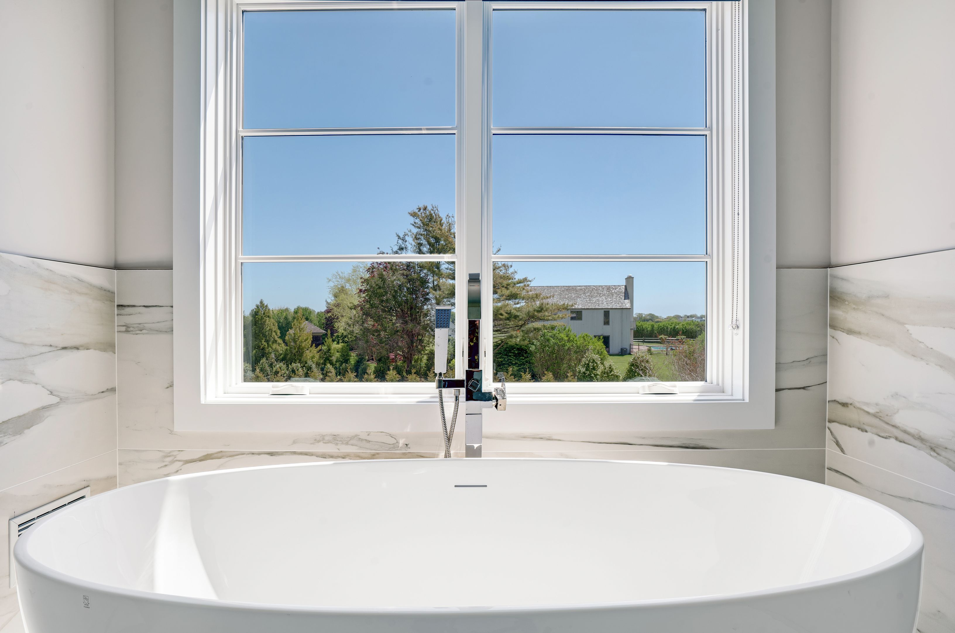 156 Summerfield Ln, Water Mill, NY 11976 Out East