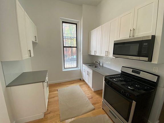 4th image of 720 Degraw St #1