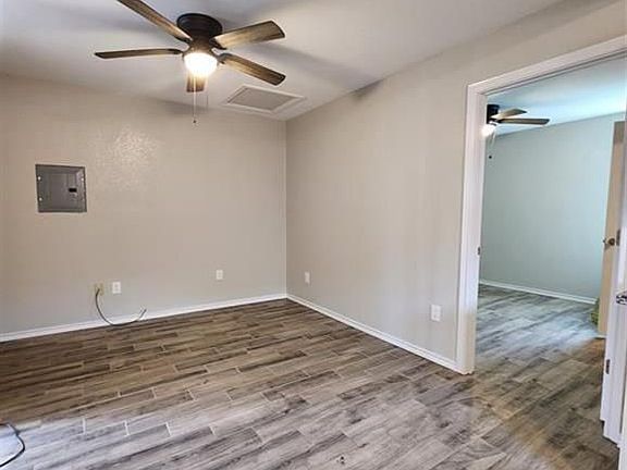 3rd image of 522 Aron St Unit A