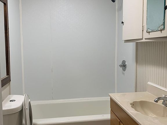 4th image of 224 Etowah Dr