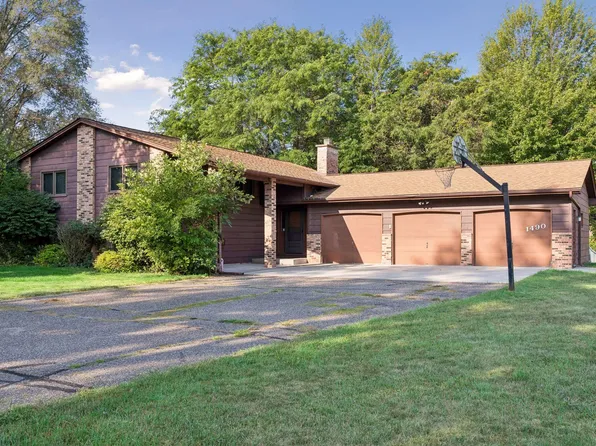 1490 29th Ave NW, New Brighton, MN 55112