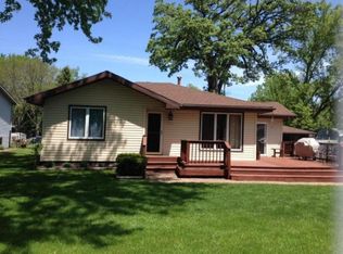 1612 Sunset Dr, Twin Lakes, WI 53181