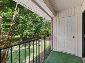 1630 Oxford Rd, Henderson, NC