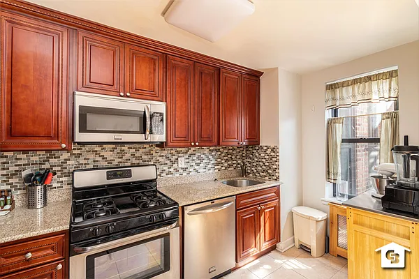 Sold by Coldwell Banker Reliable Real Estate | media 22