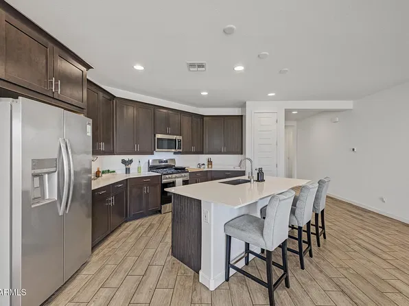 3234 E HAYFIELD Way, San Tan Valley, AZ 85140