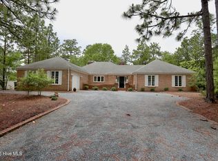 9 Harness Pl, Pinehurst, NC 28374