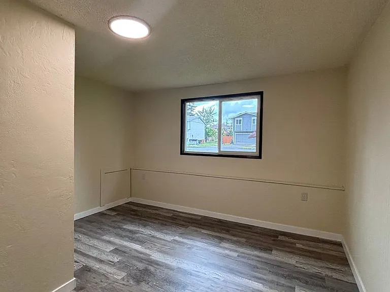 3510 55th Ave NE — Photo 11