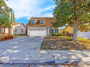 14001 Hillcrest Dr, Fontana, CA 92337