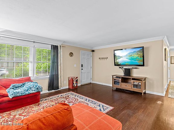 5th image of 1414 Carlimar Ln