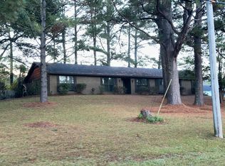 1008 Elvis Presley Dr, Tupelo, MS 38804