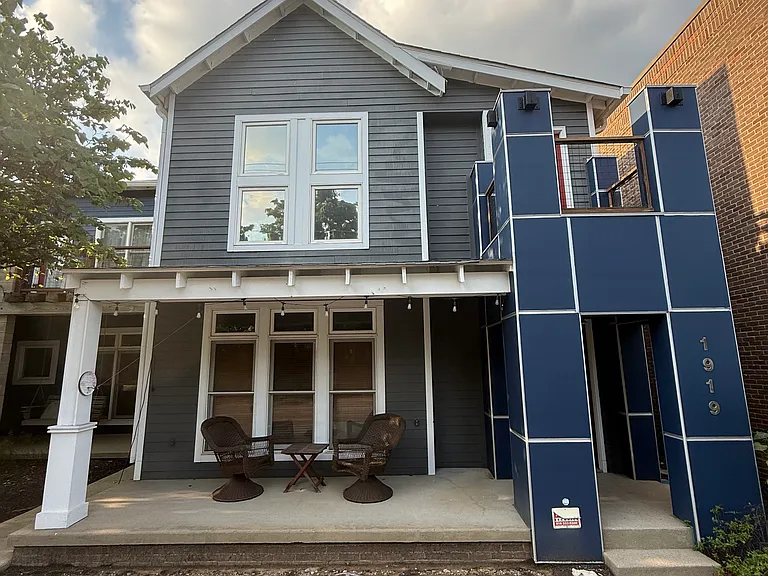 1919 Eastland Ave — Photo 1
