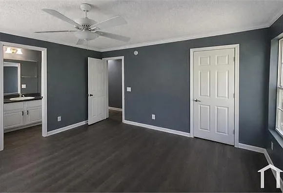 643 Langston Dr SW — Photo 10