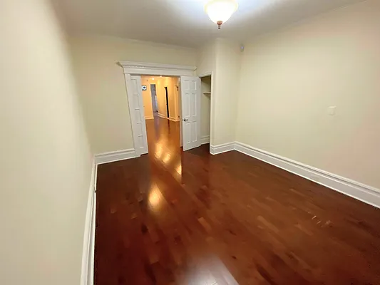 Rented by Solution Realty Services LLC | media 14