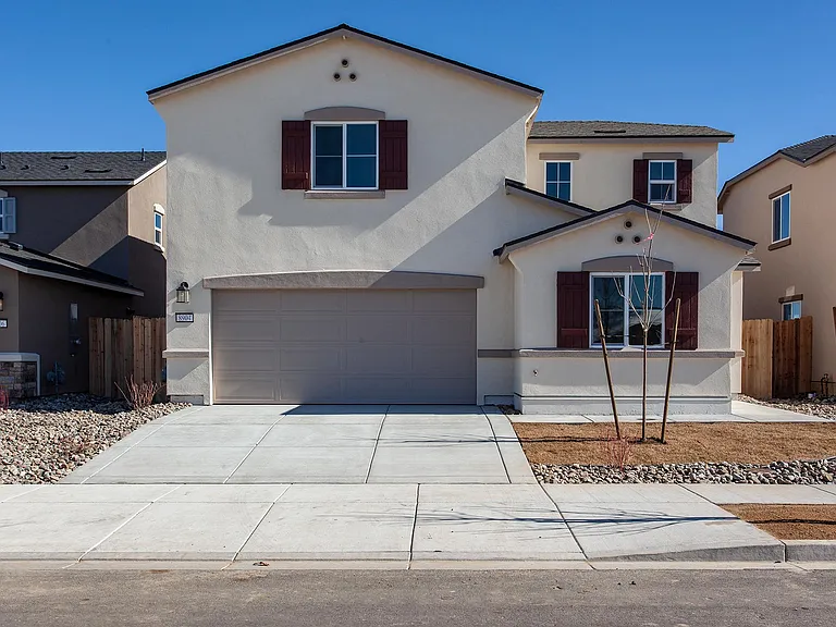 8904 Coyote Bluff Dr — Photo 2