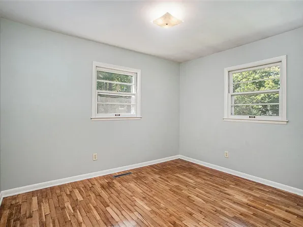 (undisclosed Address), Marshall, MI 49068