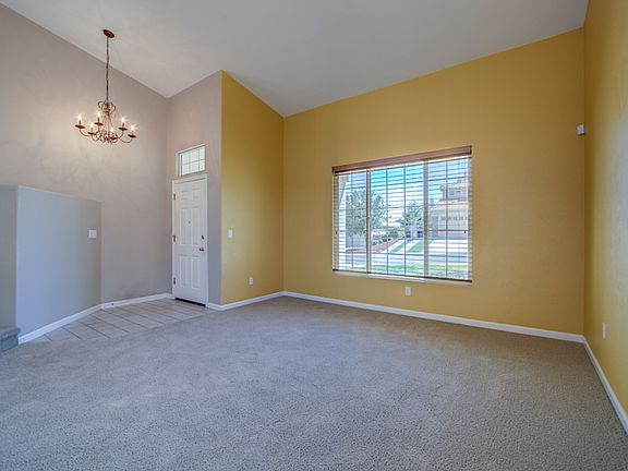 5th image of 4352 Lakebreeze Dr