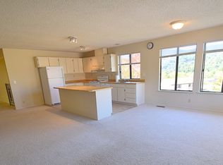 1598 Merritt Dr, Novato, CA 94949