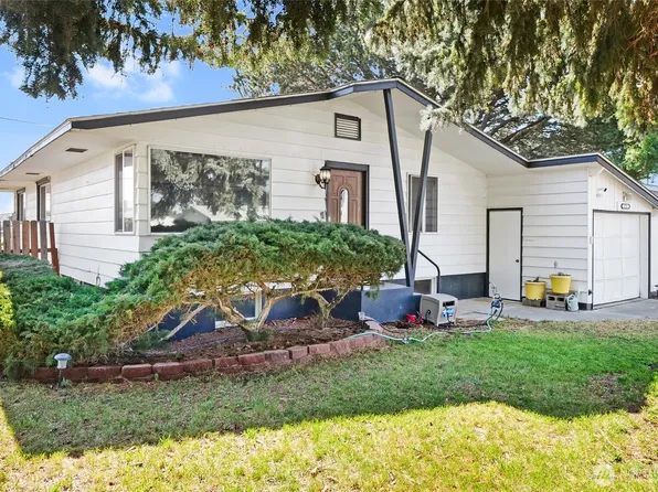 1727 S Monroe Street, Moses Lake, WA 98837