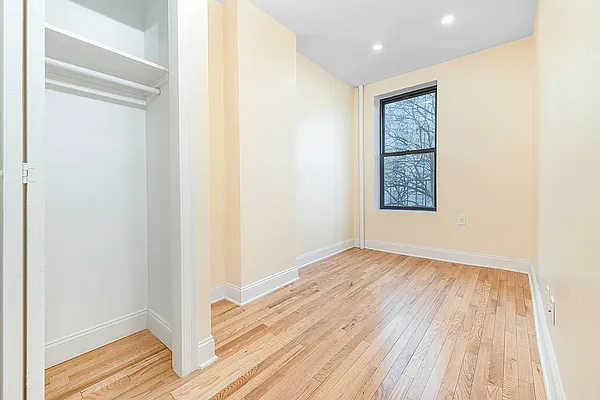 Rented by REAL New York | media 15