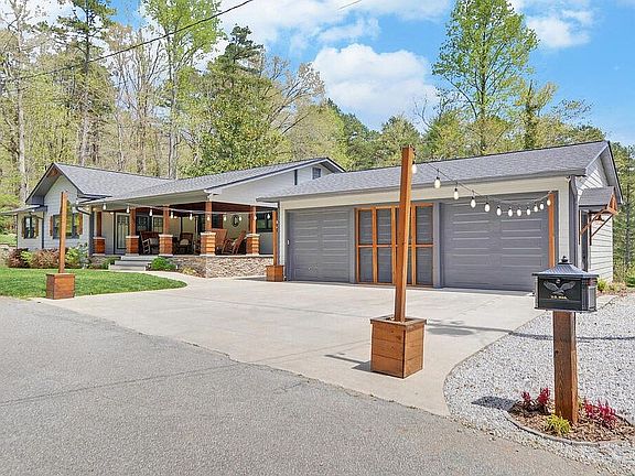 Front of Home & In/Law Suite