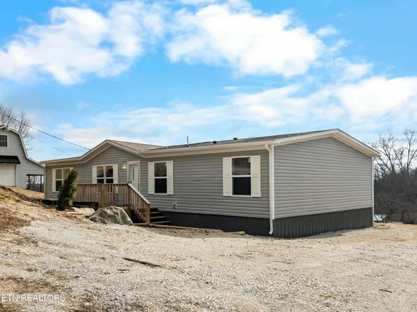 110 Cumberland Overlook Ln, Jacksboro, TN 37757